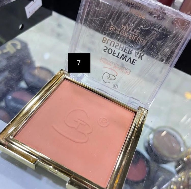 رژگونه گلدن مود Golden Mood؛ انتخاب کاربردی برای روتین روزانه در گروه رژگونه؛ نمای شماره 5