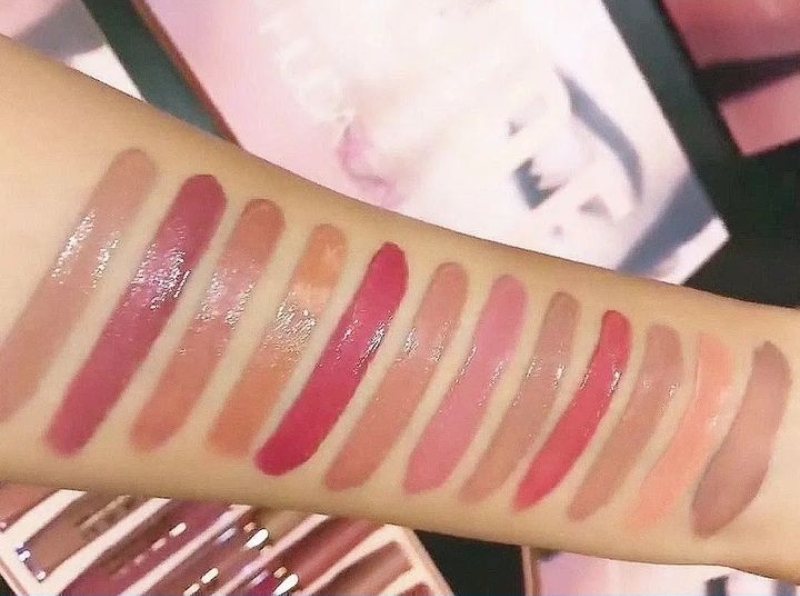 پک ۱۲ عددی رژ لب مایع نود Nude؛ انتخابی متناسب با مراقبت و زیبایی روزمره در گروه رژ؛ نمای شماره 3