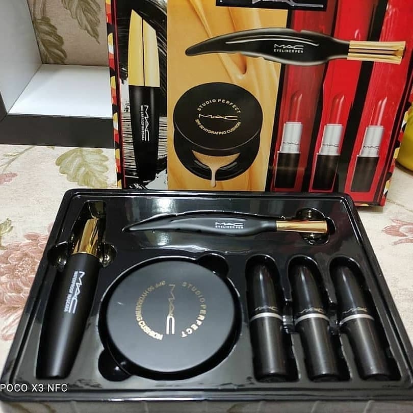 پک میکاپ مک؛ انتخاب کاربردی برای روتین روزانه در گروه آرایش چشم و ابرو