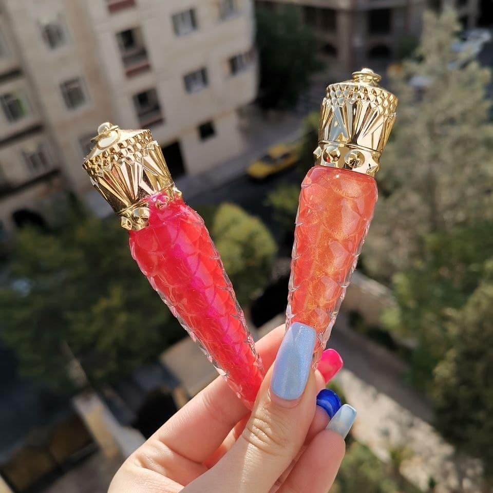 رژ مایع اکلیلی mixiu؛ گزینه‌ای مناسب برای تکمیل روتین زیبایی در گروه رژ