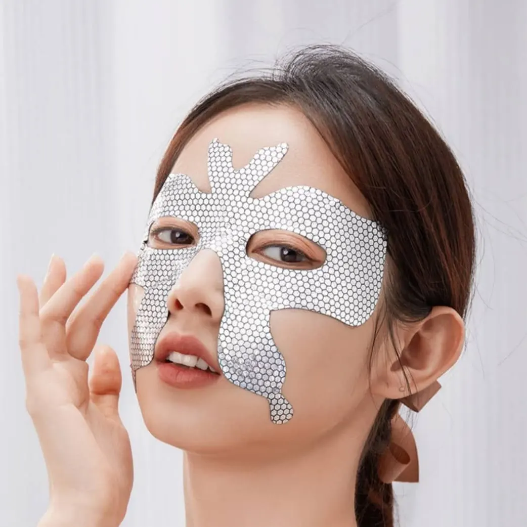 ماسک صورت پروانه ای کلاژن دار Dsiuan؛ گزینه‌ای مناسب برای تکمیل روتین زیبایی در گروه ماسک
