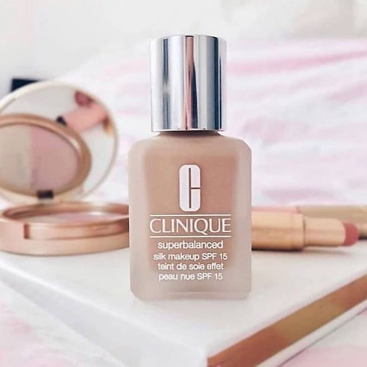 کرمپودر کلینیک Clinique؛ انتخاب کاربردی برای روتین روزانه در گروه کرم پودر
