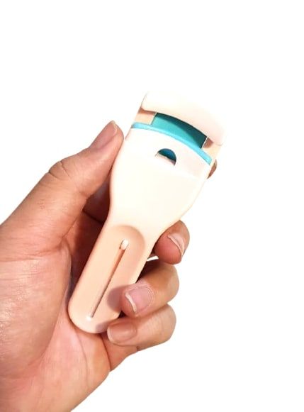 فرمژه مالیان با معرفی دقیق ویژگی‌ها و کاربرد در گروه فرمژه؛ نمای شماره 3