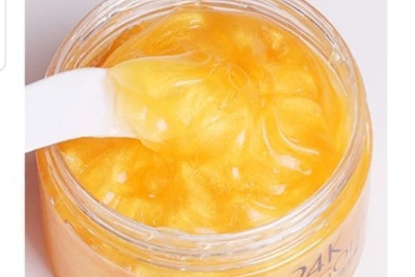 ماسک خواب طلا ونزن با تمرکز بر استفاده آسان و نتیجه طبیعی در گروه ماسک؛ نمای شماره 5
