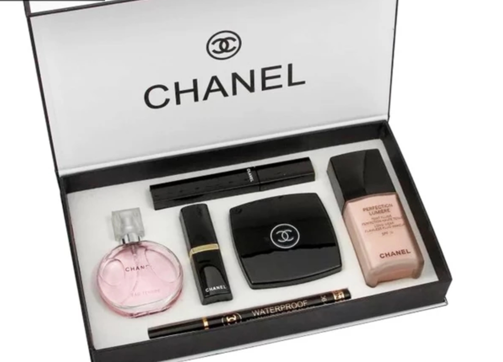 گیفت ست شنل Chanel؛ گزینه‌ای مناسب برای تکمیل روتین زیبایی در گروه خط چشم؛ نمای شماره 5