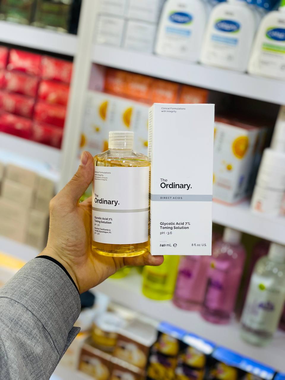 تونر گلیکولیک اسید اوردینری Ordinary با معرفی دقیق ویژگی‌ها و کاربرد در گروه تونر؛ نمای شماره 3