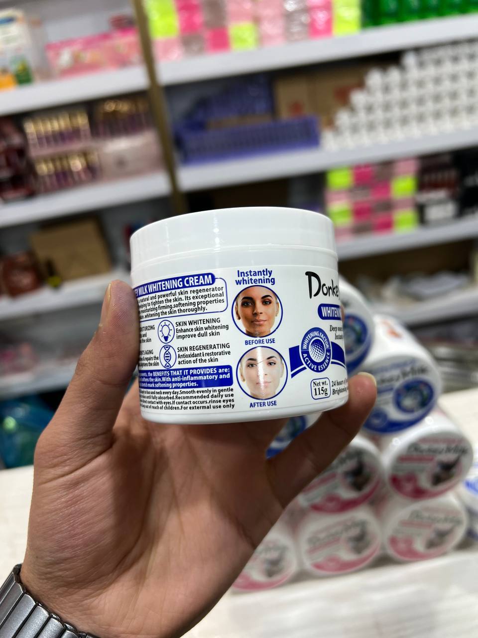 کرم سفیدکننده شیر الاغ وکالی؛ گزینه‌ای مناسب برای تکمیل روتین زیبایی در گروه سفید کننده؛ نمای شماره 2