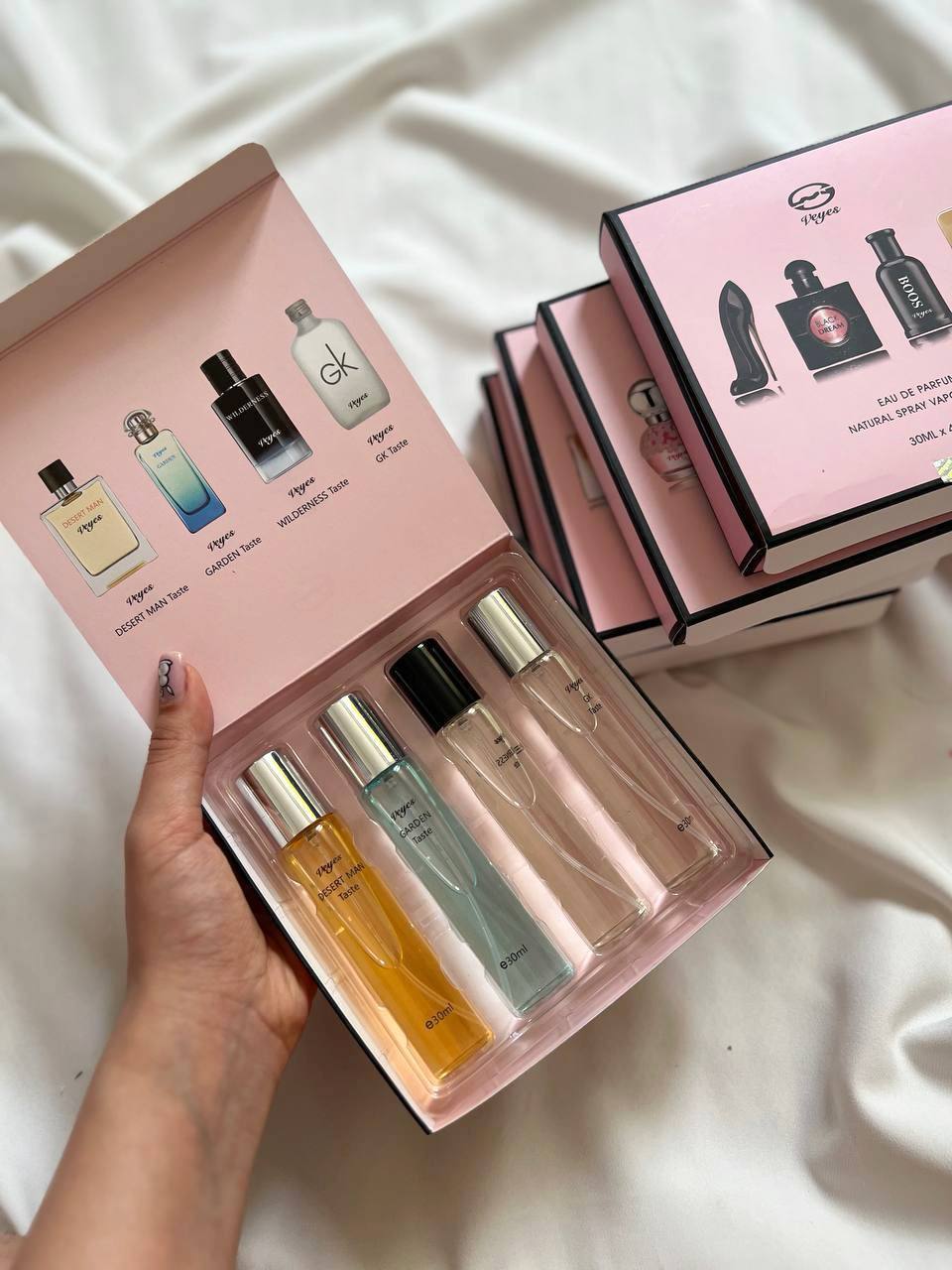 پک چهارتایی عطر های Vyes؛ انتخابی متناسب با مراقبت و زیبایی روزمره در گروه عطر 4